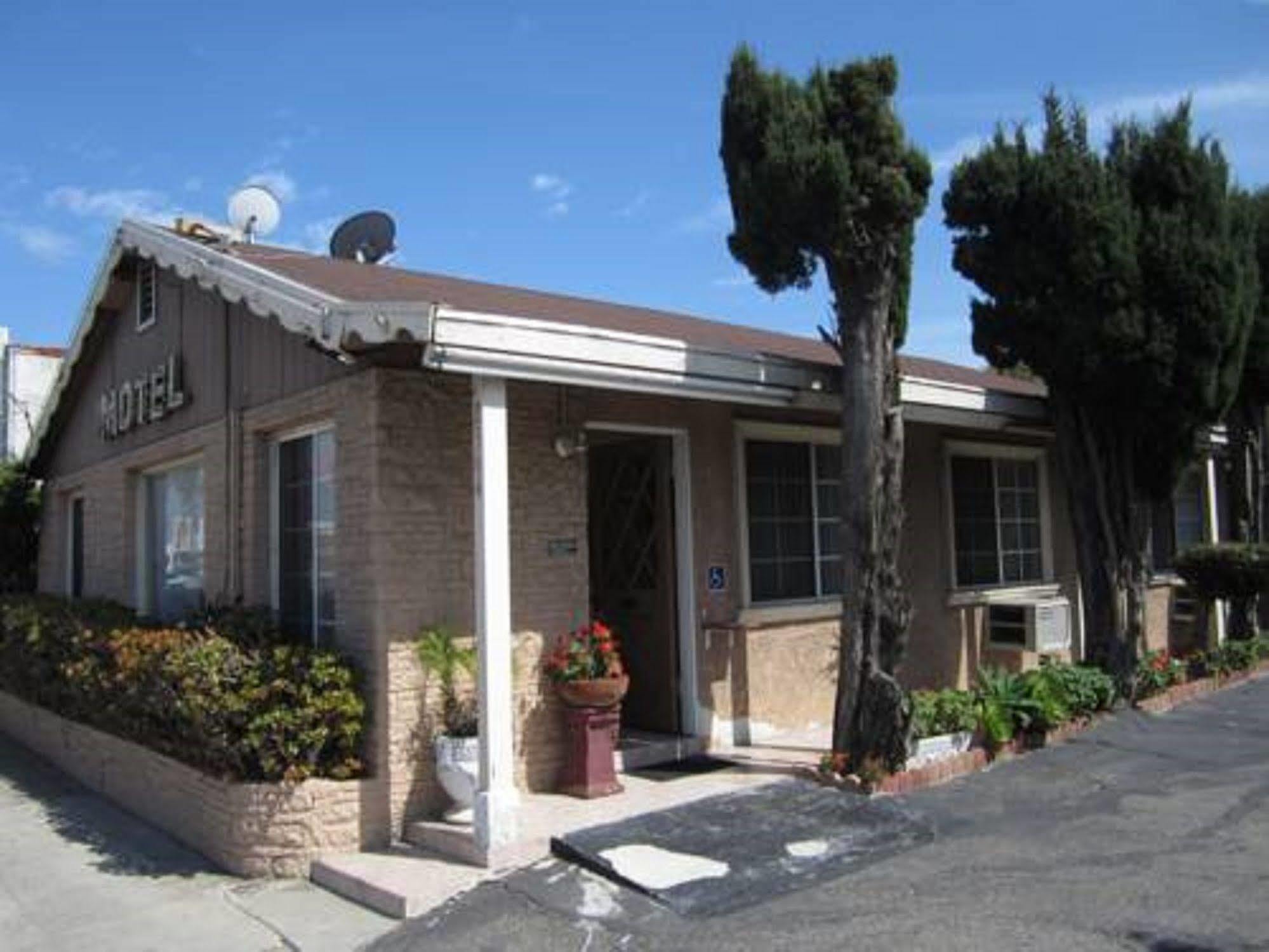 Bartlett Motel Lomita Exterior photo